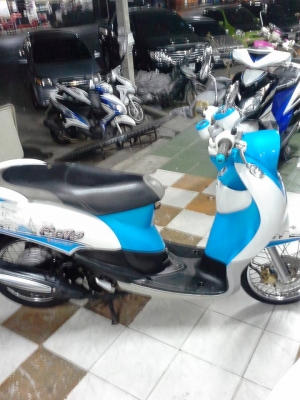 ฟีโน่เกน้ำมันแยกส่วน รถสวยลายปารีส ปี 2555 ขายราคาถูก ฟีโน่เกน้ำมันแยกส่วน รถสวยลายปารีส ปี 2555 ขายราคาถูก