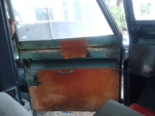 รถจิีบ แลนโรเวอร์ สภาพสวย เล่มพร้อมโอน รถจิีบ แลนโรเวอร์ สภาพสวย เล่มพร้อมโอน