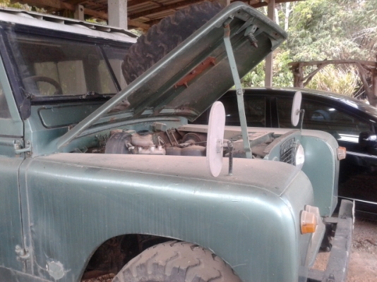 รถจิีบ แลนโรเวอร์ สภาพสวย เล่มพร้อมโอน รถจิีบ แลนโรเวอร์ สภาพสวย เล่มพร้อมโอน