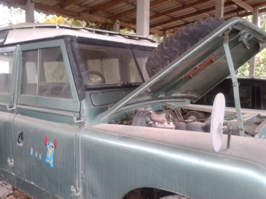 รถจิีบ แลนโรเวอร์ สภาพสวย เล่มพร้อมโอน รถจิีบ แลนโรเวอร์ สภาพสวย เล่มพร้อมโอน