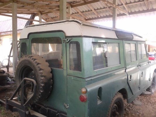 รถจิีบ แลนโรเวอร์ สภาพสวย เล่มพร้อมโอน รถจิีบ แลนโรเวอร์ สภาพสวย เล่มพร้อมโอน