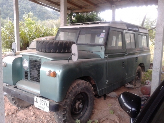 รถจิีบ แลนโรเวอร์ สภาพสวย เล่มพร้อมโอน รถจิีบ แลนโรเวอร์ สภาพสวย เล่มพร้อมโอน