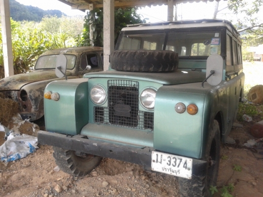รถจิีบ แลนโรเวอร์ สภาพสวย เล่มพร้อมโอน รถจิีบ แลนโรเวอร์ สภาพสวย เล่มพร้อมโอน