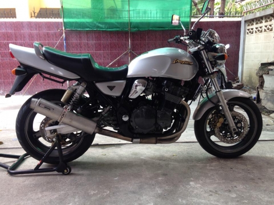 ขาย CB 400 / Inzuma 400 / XJR 400 อินวอย + สพม ลายละเอียดด้านในเลยครับ ขาย CB 400 / Inzuma 400 / XJR 400 อินวอย + สพม ลายละเอียดด้านในเลยครับ