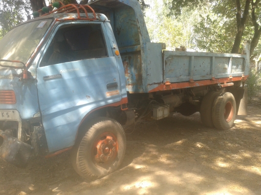 (ขาย6ล้อดั้มks)110แรงเฟืองท้าย f ยาง 8.25กระบอกดั้มใหญ่ราคาถูกสุดๆ เอกสาร+ทะเบียนพร้อม ((เครื่องดีแชสซีสวยระบบดั้มดี)