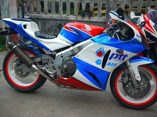 ขาย CBR400 เครื่องสดๆ พร้อมทะเบียนแท้ แฟริ่ง Rc212 ท่อสูตร