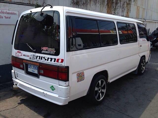 ต้ำพระราม2 ขาย รถตู้ nissan urvan ปี87 เอกสารพร้อมโอน ภาษีขาด1ปี (รับแลกรถบิ๊กไบค์)