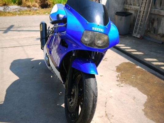 ขาย suzuki R6 400cc พร้อมทะเบียนแท้เครื่องแน่นๆ ขาย suzuki R6 400cc พร้อมทะเบียนแท้เครื่องแน่นๆ