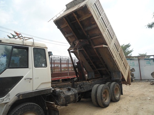 ขายรถสิบล้อ Mitsubishi 2 เพลาดั้ม มีสโลว์กลาง หัวบางเดิม กระบะตีสวย