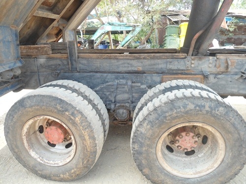 ขายรถสิบล้อ Mitsubishi 2 เพลาดั้ม มีสโลว์กลาง หัวบางเดิม กระบะตีสวย