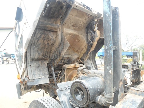 ขายรถสิบล้อ Mitsubishi 2 เพลาดั้ม มีสโลว์กลาง หัวบางเดิม กระบะตีสวย