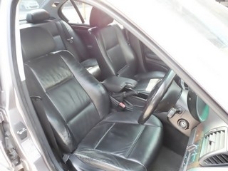 BMW SERIES 3 323i E46 AUTO ปี 2005 รถบ้านพร้อมใช้ จัดไฟแนนซ์ได้ T.086-527-9533