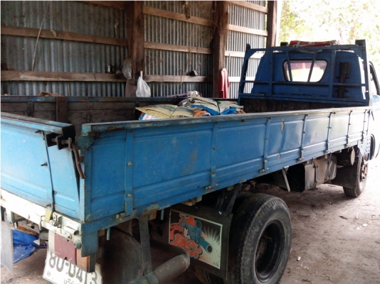 ISUZU หกล้อ ขนาดกลาง เครื่อง 85 แรง ยาว 4.30เมตร ขาย185,000บาท