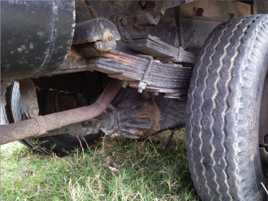 ISUZU หกล้อ ขนาดกลาง เครื่อง 85 แรง ยาว 4.30เมตร ขาย185,000บาท