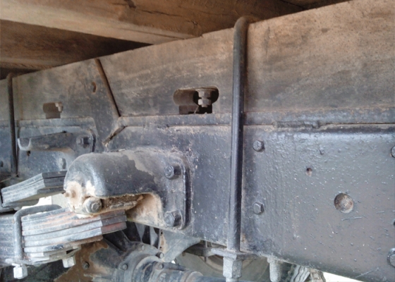 ISUZU หกล้อ ขนาดกลาง เครื่อง 85 แรง ยาว 4.30เมตร ขาย185,000บาท