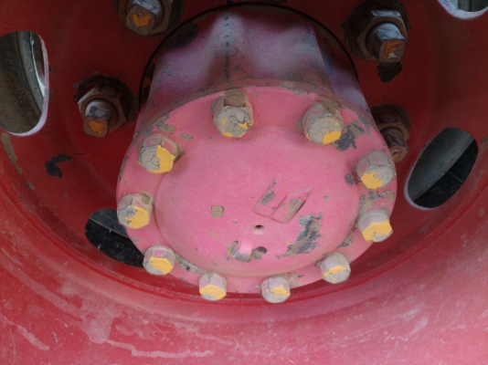 ขายรถ10 ล้อ 2เพลา ISUZU ร็อกกี้ 240 แรงม้า (ไม่มีกระบะ) ขายรถ10 ล้อ 2เพลา ISUZU ร็อกกี้ 240 แรงม้า (ไม่มีกระบะ)