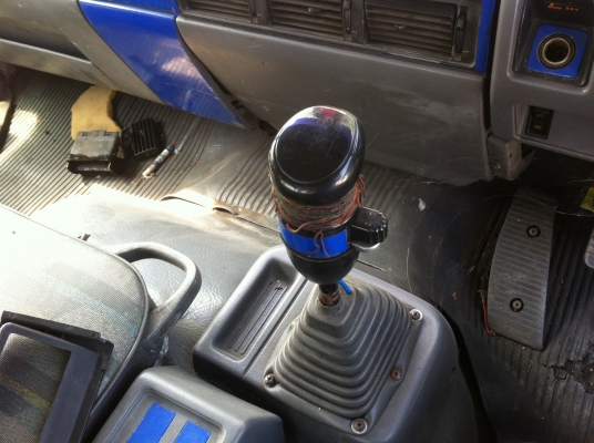 ขายรถหัวลาก Hino FM3MF สวยพร้อมใช้งาน ขายรถหัวลาก Hino FM3MF สวยพร้อมใช้งาน