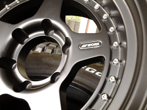 ล้อออฟโรด W-WORK 16&times;8 ET-25 สีดำด้านหมุดเงิน