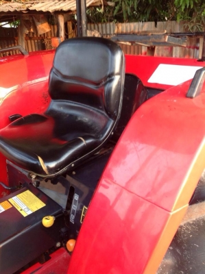 แทรกเตอร์ยันมาร์ 45 แรง สภาพเยี่ยมเดิมๆทั้งคัน พร้อมใช้งาน นำไปใช้แล้วไม่ผิดหวังแน่นอน มีจอบหมุนให้ด้วย