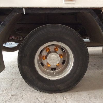 ขายรถ6ล้อฮีโน่ ติดเครน ยูนิค303 ท้องV 3.4ตัน 3ปอก 2ชัก กะบะยาว5.50เมตร เครื่องยนต์ JO8C 215แรง เบรคจิฟฟี่ พวงมาลัยพาวเวอร์ แอร์เย็น ยางเรเดียลสภาพดี