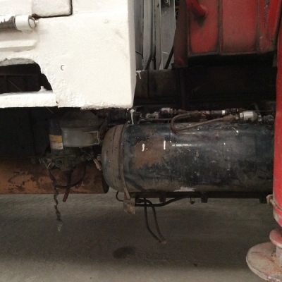 ขายรถ6ล้อฮีโน่ ติดเครน ยูนิค303 ท้องV 3.4ตัน 3ปอก 2ชัก กะบะยาว5.50เมตร เครื่องยนต์ JO8C 215แรง เบรคจิฟฟี่ พวงมาลัยพาวเวอร์ แอร์เย็น ยางเรเดียลสภาพดี