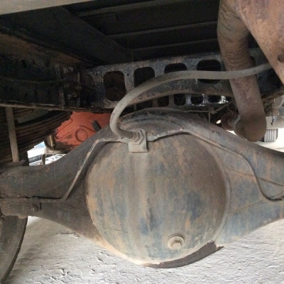 ขายรถ6ล้อฮีโน่ ติดเครน ยูนิค303 ท้องV 3.4ตัน 3ปอก 2ชัก กะบะยาว5.50เมตร เครื่องยนต์ JO8C 215แรง เบรคจิฟฟี่ พวงมาลัยพาวเวอร์ แอร์เย็น ยางเรเดียลสภาพดี