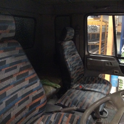 ขายรถ6ล้อฮีโน่ ติดเครน ยูนิค303 ท้องV 3.4ตัน 3ปอก 2ชัก กะบะยาว5.50เมตร เครื่องยนต์ JO8C 215แรง เบรคจิฟฟี่ พวงมาลัยพาวเวอร์ แอร์เย็น ยางเรเดียลสภาพดี