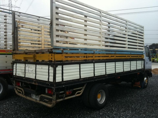 HINO FT 4J 6ล้อ