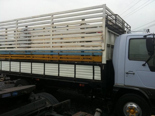 HINO FT 4J 6ล้อ