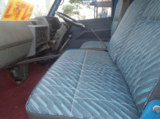 ขาย isuzu ks เครื่อง 110 แรงม้า พวงมาลัยเพาวเวอร์ กระบะ ยาว 3.7 เมตร สภาพสวยกิ๊ก ทะเบียนพร้อมโอน ราคา 455000 บาท