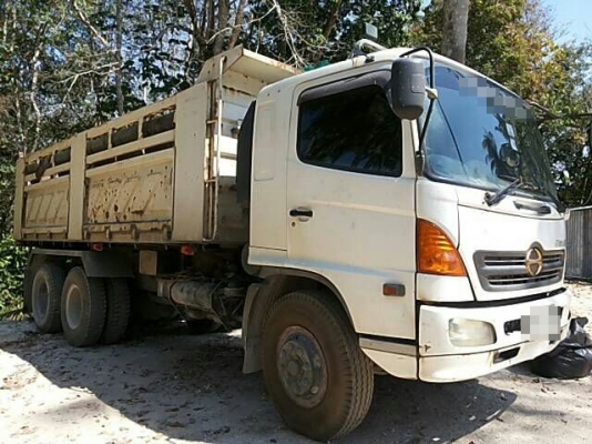 รถฮีโน่ 10 ล้อดั้ม 260 แรงม้า. ปี 48  ( ขายแม่ , ลูก )   สนใจติดต่อ 081 - 6079515