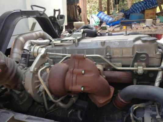 รถอีซูซุ 6 ล้อดั้ม  FTR  240 แรงม้า. ปี 55  ( รถวิ่ง 3x,xxx กม. )   สนใจติดต่อ  081 - 6079515