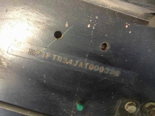 รถอีซูซุ 6 ล้อดั้ม  FTR  240 แรงม้า. ปี 55  ( รถวิ่ง 3x,xxx กม. )   สนใจติดต่อ  081 - 6079515