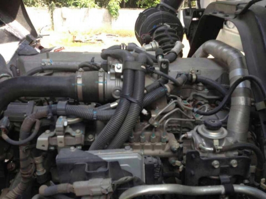 รถอีซูซุ 6 ล้อดั้ม  FTR  240 แรงม้า. ปี 55  ( รถวิ่ง 3x,xxx กม. )   สนใจติดต่อ  081 - 6079515