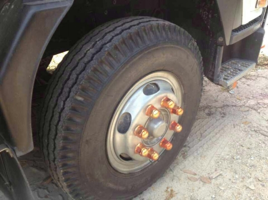 รถอีซูซุ 6 ล้อดั้ม  FTR  240 แรงม้า. ปี 55  ( รถวิ่ง 3x,xxx กม. )   สนใจติดต่อ  081 - 6079515