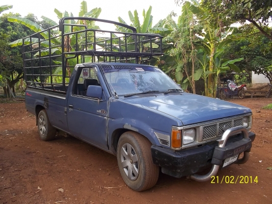 ขายรถกระบะนีสสันปี36เครื่องแดงละเอียด พร้อมบรรทุก เอกสารพร้อมโอน