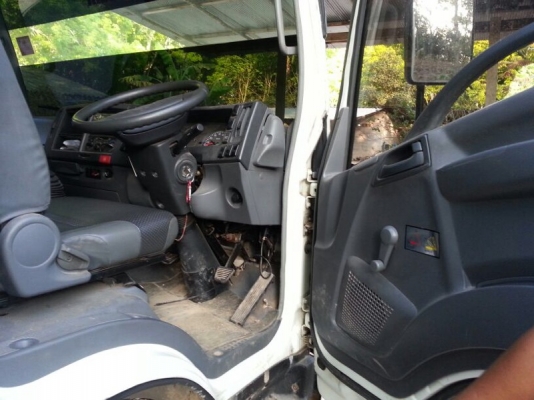 รถอีซูซุ 6 ล้อดั้ม NPR 150 แรงม้า. ปี 53 ( รถวิ่ง 55,xxx กม. ) สนใจติดต่อ 081 - 6079515 รถอีซูซุ 6 ล้อดั้ม NPR 150 แรงม้า. ปี 53 ( รถวิ่ง 55,xxx กม. ) สนใจติดต่อ 081 - 6079515