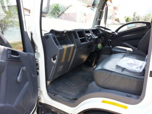 รถอีซูซุ 6 ล้อ ( ไม่ดั้ม ) NMR 130 แรงม้า. ปี 53. ( รถวิ่ง 11x,xxx กม. ) สนใจติดต่อ 081 - 6079515 รถอีซูซุ 6 ล้อ ( ไม่ดั้ม ) NMR 130 แรงม้า. ปี 53. ( รถวิ่ง 11x,xxx กม. ) สนใจติดต่อ 081 - 6079515