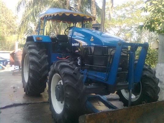 ขายรถไถ TS110 สองเพลา พร้อมอุปกรณ์ ดันหน้า