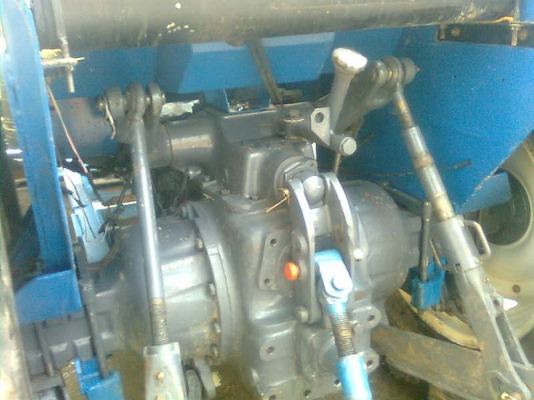 ขายรถไถ TS110 สองเพลา พร้อมอุปกรณ์ ดันหน้า