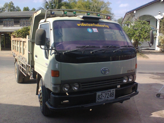 ขาย รถดั้ม TOYOTA BU211R