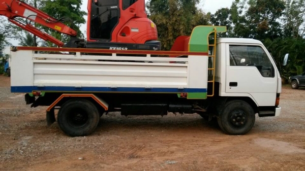 ขาย หกล้อดั๊ม MITSUBISHI CANTER 110 แรง สวยๆ ครับ