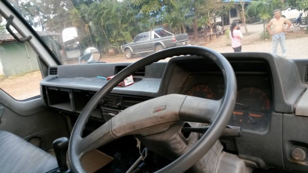 ขาย หกล้อดั๊ม MITSUBISHI CANTER 110 แรง สวยๆ ครับ