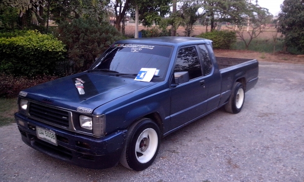 ขาย Aerobody cab ปี93ไว้เข้าไร่เข้าสวนคับ ราคาไม่แพง ชอบคุยกันได้คับ