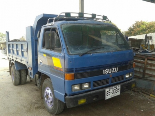 ขายดัมพ์ISUZU NPR115 แรง เครื่องดี แชชซีสวย เอกสารพร้อมโอน
