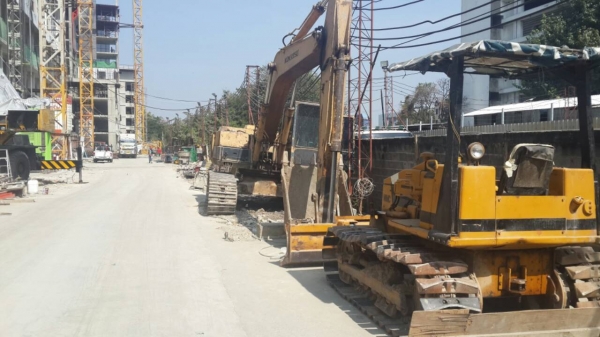 ขายkomatsu 200-3