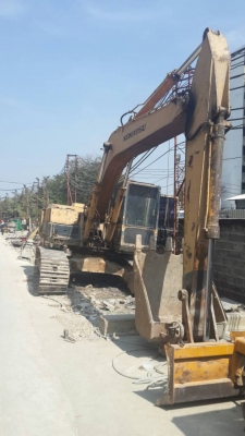 ขายkomatsu 200-3