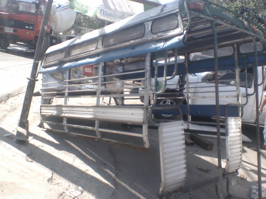 ขายโครงหลังคาแสตนเลส สองแถวมังกรทอง ด่วน ถูกๆ ขายโครงหลังคาแสตนเลส สองแถวมังกรทอง ด่วน ถูกๆ