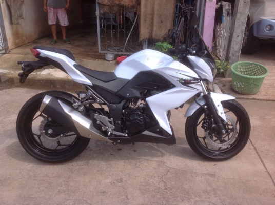 ขายkawasaki z250 สภาพป้ายแดงครับ