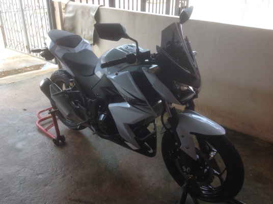 ขายkawasaki z250 สภาพป้ายแดงครับ